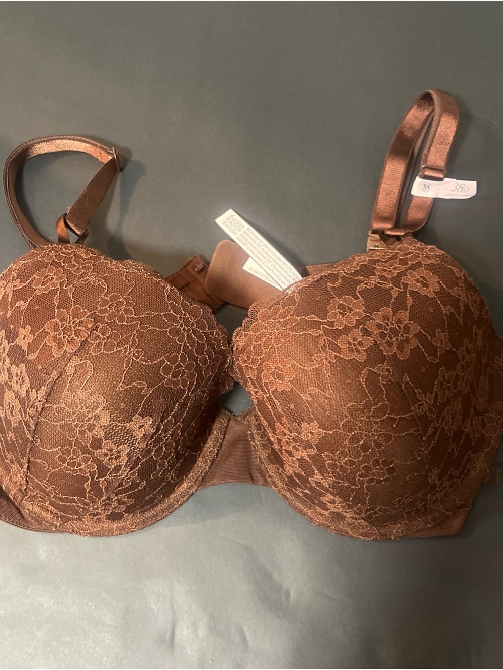 NWT Victoria's Secret Lace Push-Up Bra in Chocolate Brown